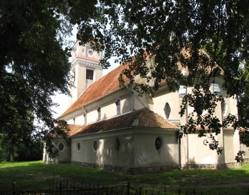 Kirche in Kalkstein